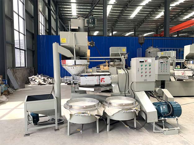 全自動榨油機全套設(shè)備.jpg 全自動榨油機全套設(shè)備.jpg